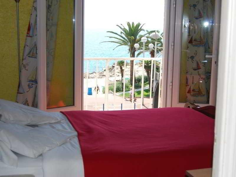 ניס Hotel Azur מראה חיצוני תמונה
