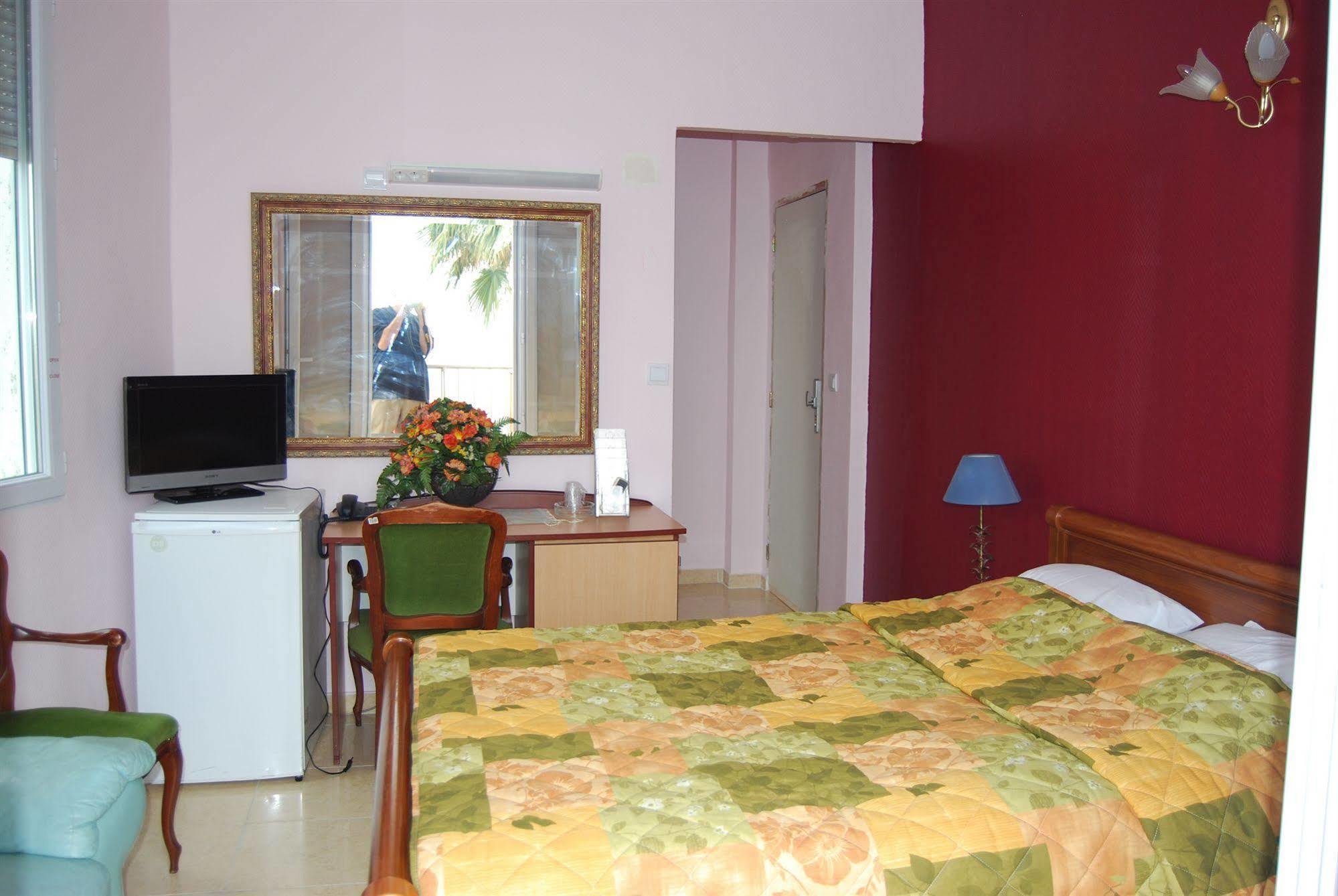 ניס Hotel Azur מראה חיצוני תמונה