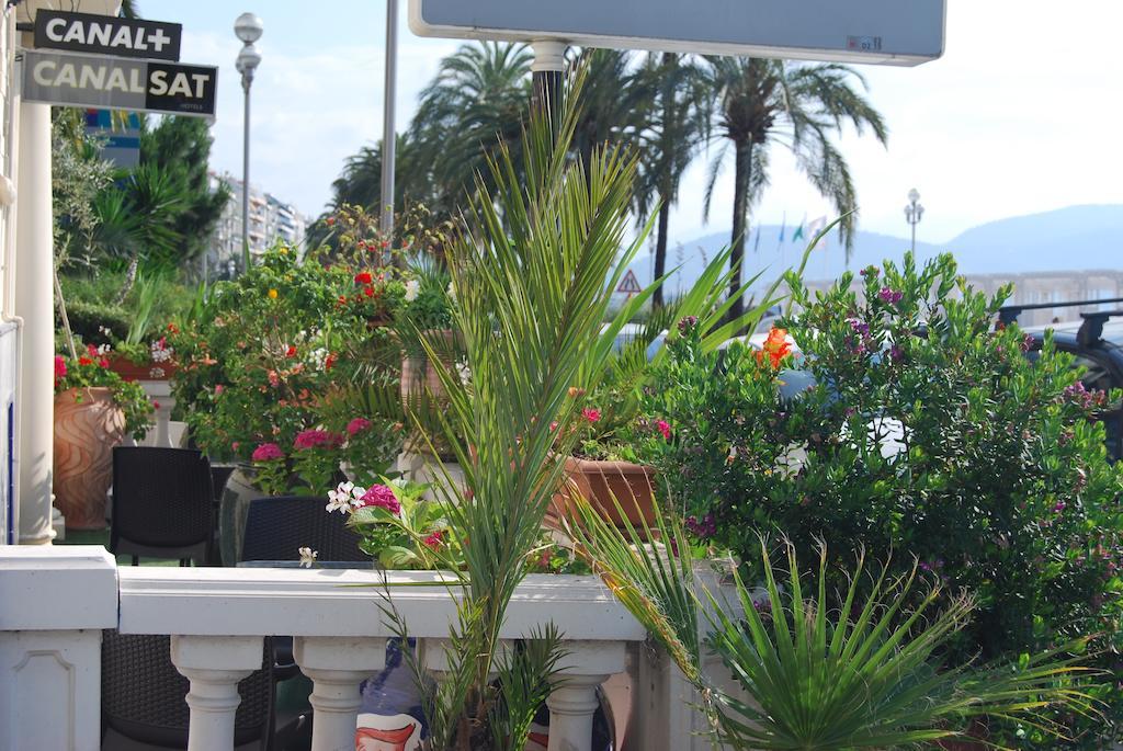 ניס Hotel Azur מראה חיצוני תמונה