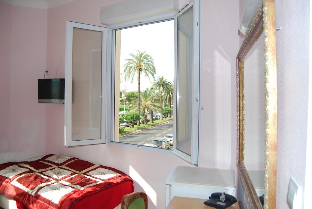 ניס Hotel Azur מראה חיצוני תמונה